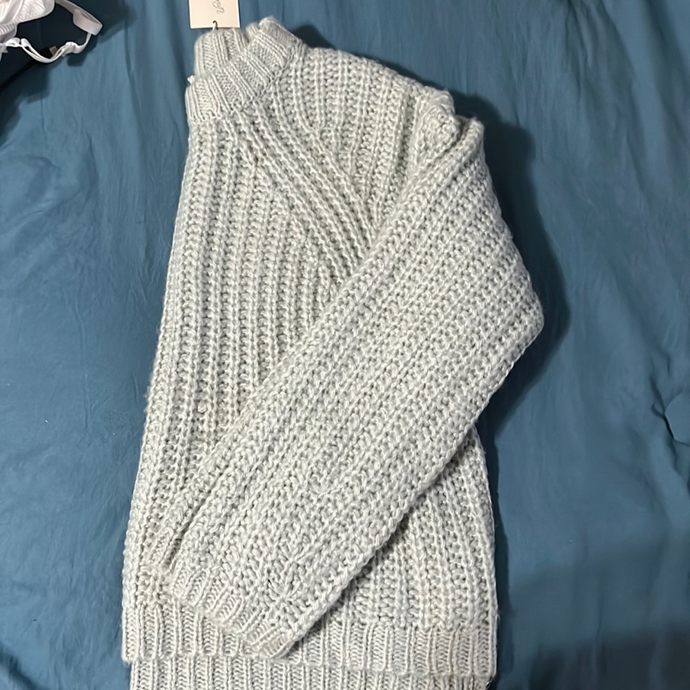 Universal thread knit sweater